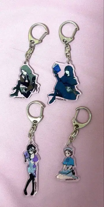 제5인격 IdentityV 훼미리마트 한정판 아크릴 키링