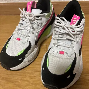 PUMA 푸마 통굽 스니커즈 RS 24cm