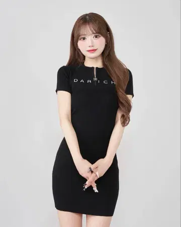 Darich 다리치 하프 지퍼 리브 니트 미니 원피스