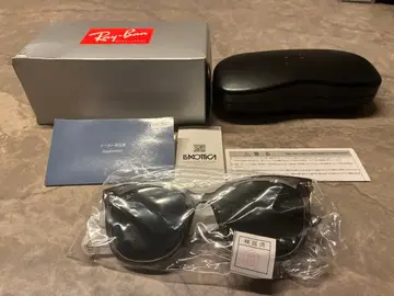 미사용 새상품 Ray-Ban 레이밴 ORB4379D