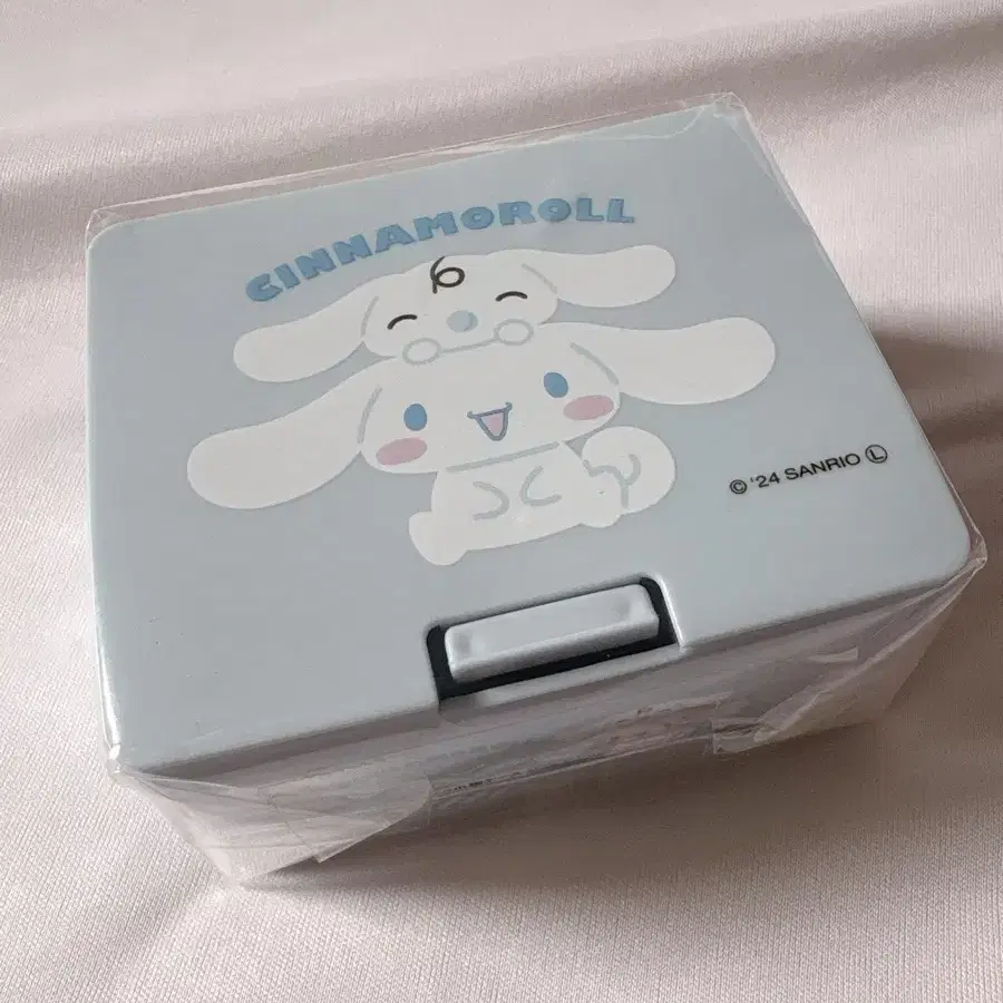 산리오 시나모롤 수납함