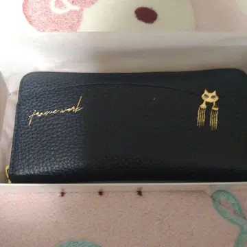 프레임워크 장지갑 블랙 고양이 모티브