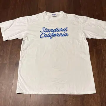 Standard California T셔츠 화이트 기무라 타쿠야 착용
