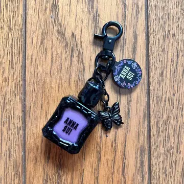 ANNA SUI 안나수이 네일 컬러 키링 참