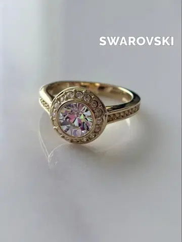 SWAROVSKI 골드톤 파베 라운드 반지