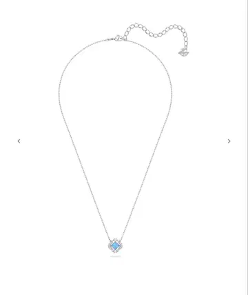 Swarovski 플라워 모티브 목걸이