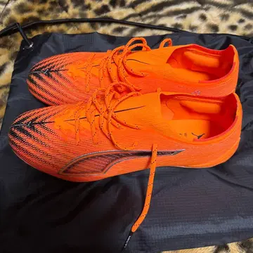 PUMA ULTRA FG 축구 스파이크 27.5 최상 컨디션! 울트라 주머니 포함!