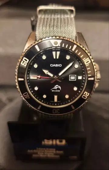 CASIO MDV-106 카지키 블랙