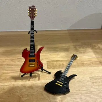 hide 기타 컬렉션 The Guitar Legend 2종