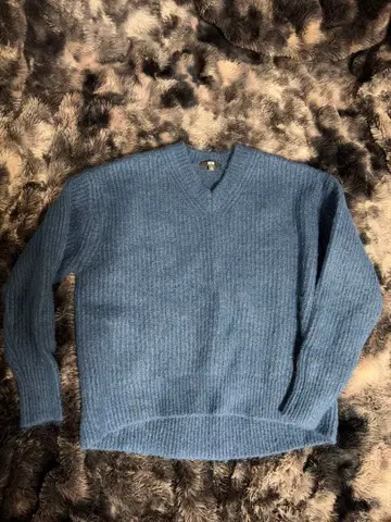UNIQLO V넥 니트 블루 XL