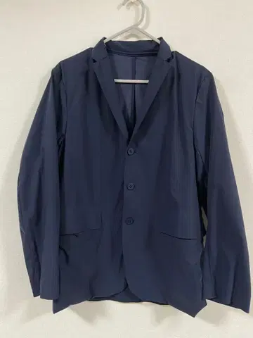 DESCENTE (데상트)의 테일러드 자켓