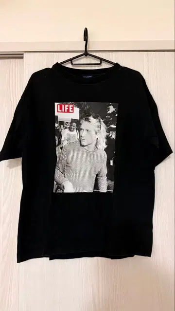 BACK NUMBER LIFE 포토 프린트 셔츠