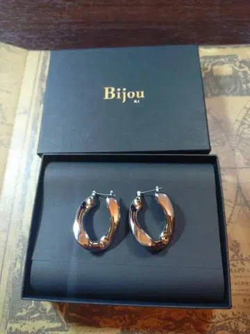 [ 새상품급 ] 아메리 구매 Bijou R.I 후프 귀걸이 실버 박스 포함