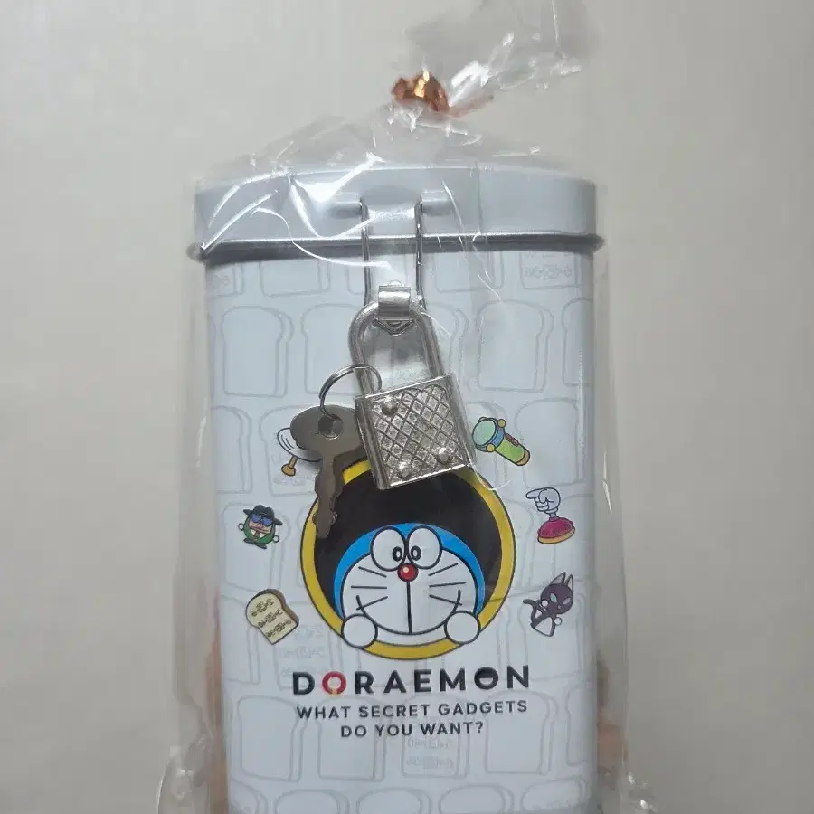 새상품 도라에몽 시크릿 가젯 틴케이스 자물쇠 세트
