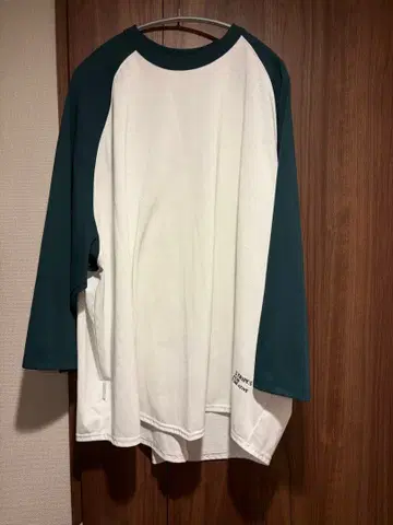 S.F.C RAGLAN BASEBALL TEE