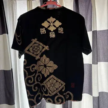 카라쿠리타마시 일본풍 패턴 자수 헨리넥 티셔츠 블랙 M