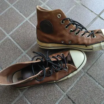 CONVERSE 가죽 하이컷 스니커즈 브라운 28cm