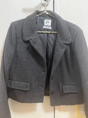 PLACE STUDIO 패디드 크롭 코트 자켓