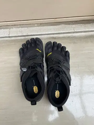 Vibram FiveFingers V-Train 2.0