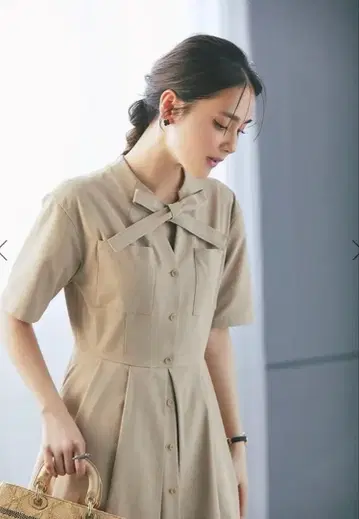 SEVEN TEN by MIHO KAWAHITO 프론트 보타이 원피스
