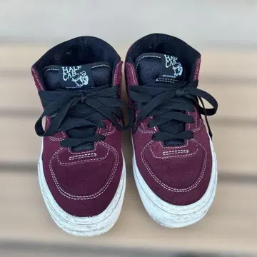 VANS 하프캡 스니커즈 보르도