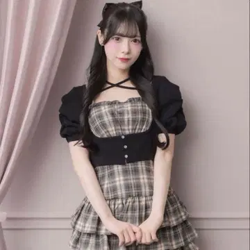 pium 반팔 비쥬 가디건 x 체크 원피스 세트 베이지 x 블랙