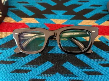 EFFECTOR MUNAKATA 안경 블랙 마츠다 쇼타 착용