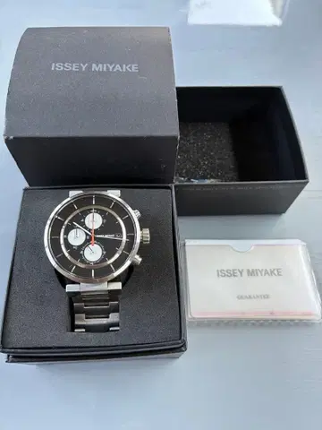 배터리 교환 완료 ISSEY MIYAKE 남성용 크로노그래프 손목시계