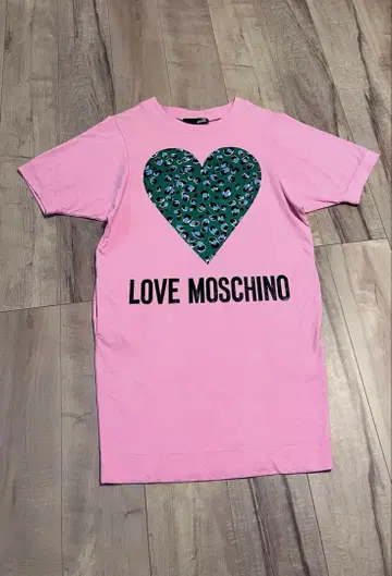 [새상품급] LOVE MOSCHINO 반팔 T셔츠 원피스 모스키노