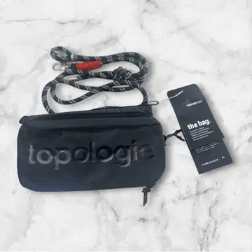 [ 미사용 새상품 ] Topologie 토폴로지 폰 사코슈 블랙 스트랩 포함