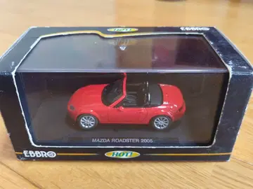 EBBRO [ MAZDA ROADSTER 2005 TRUE RED ]