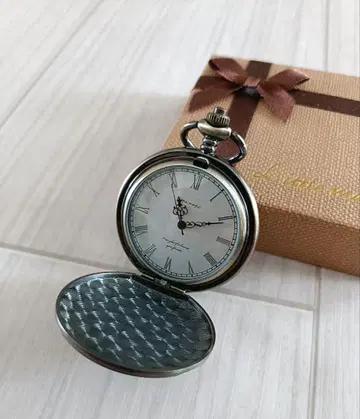 [ 새상품 미사용 ] Littlemagic 회중시계 앤티크풍