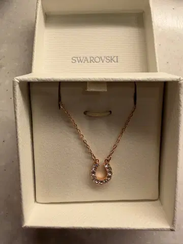 [ SWAROVSKI ] 스와로브스키 호스슈 목걸이