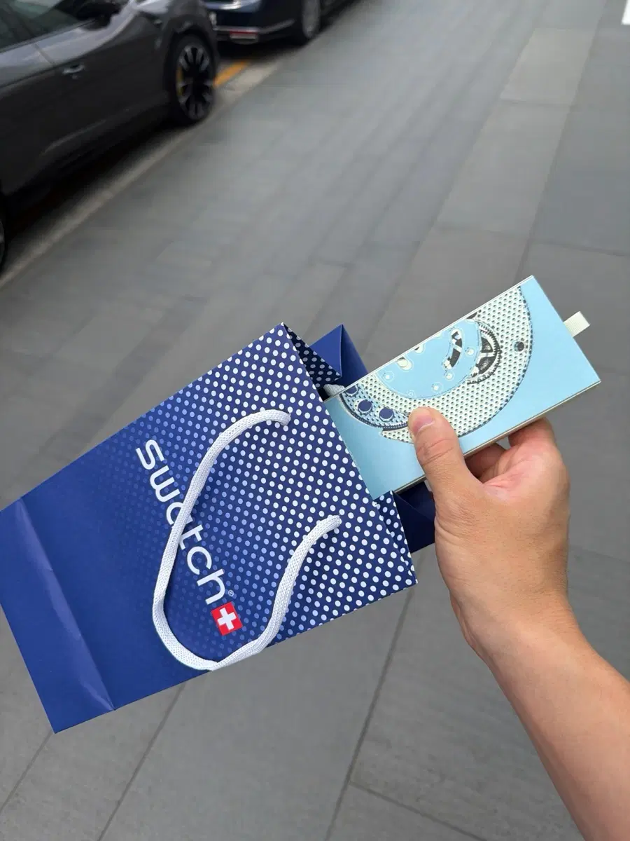스와치 오데마 피게 시계 로얄팝 란 바 새상품
