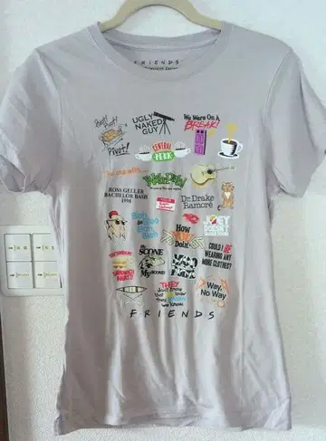 [ 새상품급 ] FRIENDS The Television Series 셔츠