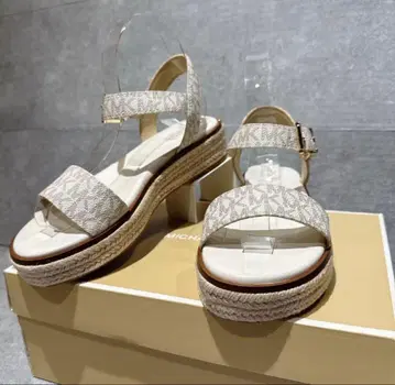 MICHAEL KORS 샌들 24.5cm 미사용 새상품