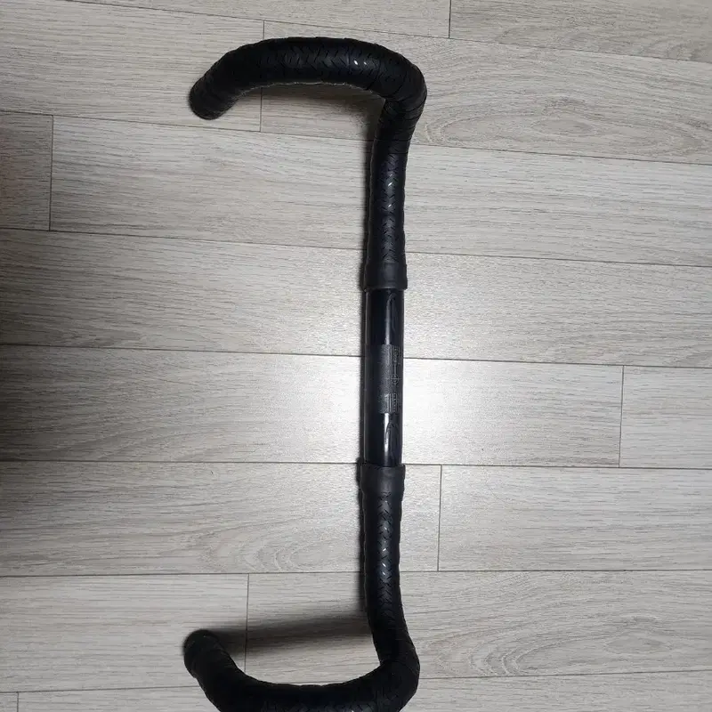 ZIPP 짚서비스코스 SL70 핸들바 팝니다
