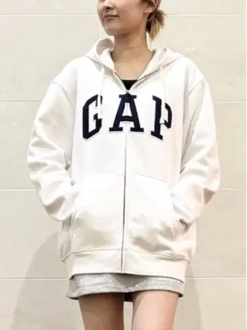 GAP 로고 집업 후드티 화이트