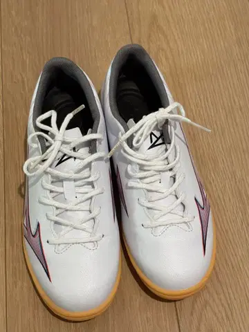 MIZUNO 풋살화 화이트 23.5cm
