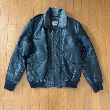 VOLCOM 페이크 레더 자켓 M 사이즈