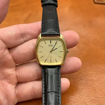 새상품 배터리 SEIKO 세이코 6431-5100 손목시계 1983년 제조 남성용