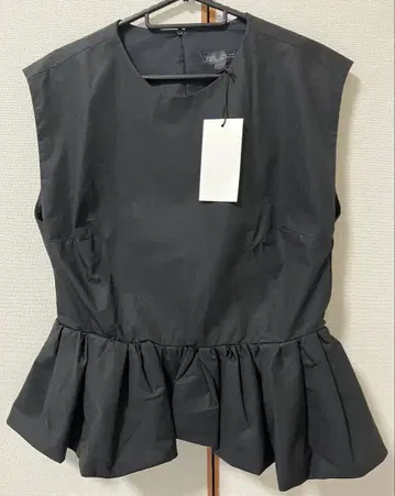 * ZARA 슬리브리스 페플럼 상의 L *