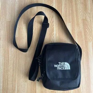 [ 초세일 중 ] THE NORTH FACE 숄더백 블랙