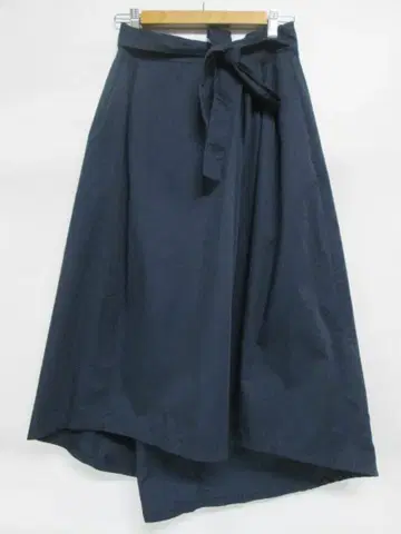 R189 Dickies 데키즈 턱 플레어 스커트 네이비 M