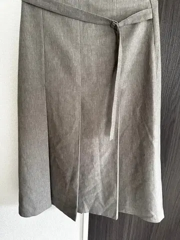 ZARA 벨트 타이틀 스커트 그레이 M 사이즈