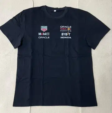 레드불의 코튼 T셔츠