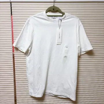 Calvin Klein 클래식 핏 T셔츠 화이트 택 포함 새상품
