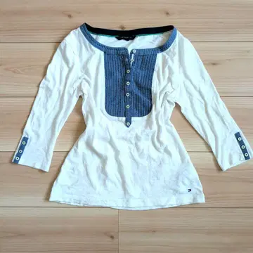 TOMMY HILFIGER 헨리넥 핀턱 T셔츠 Y2K 피치