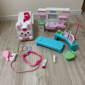 멜짱 토끼 구급차 리카짱 병원 세트