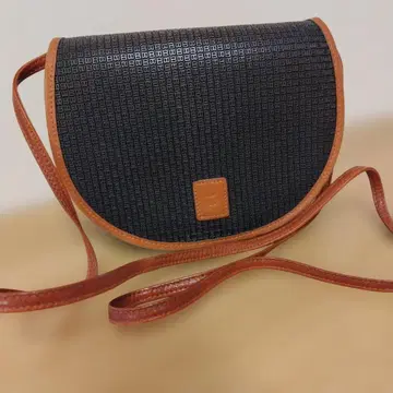 BALLY 숄더백 올 패턴 가죽 이탈리아제